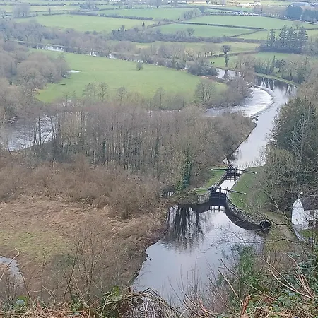 אתר קמפינג Glamping Hut,r95t3ct