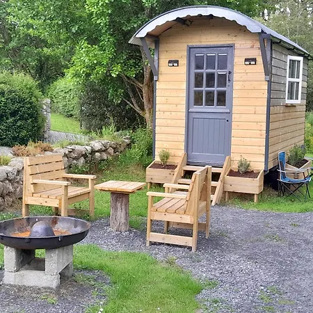 אתר קמפינג Glamping Hut,r95t3ct