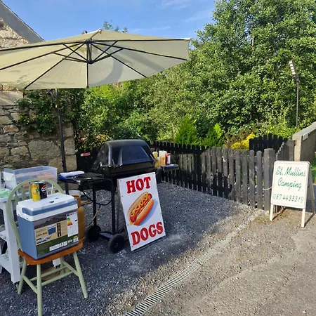 אתר קמפינג Glamping Hut,r95t3ct St Mullins