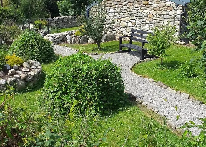 Glamping Hut,r95t3ct * St Mullins