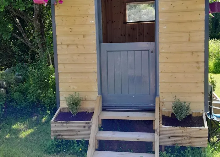 Glamping Hut,r95t3ct * St Mullins