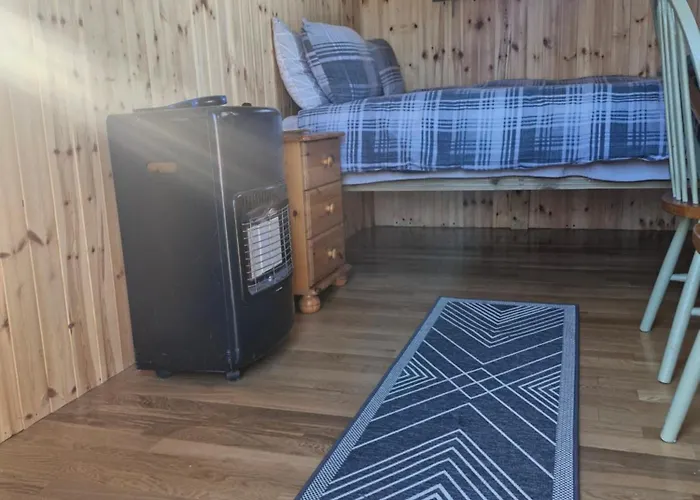 Kemping Glamping Hut,r95t3ct St Mullins